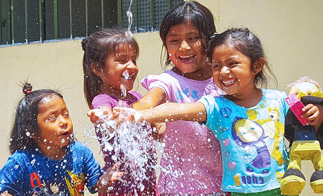 FOTO-Practicalaction-FB_Peru-sostenible_ODS-Educacion-rural-Futuros-brillantes-Igualdad_Interna